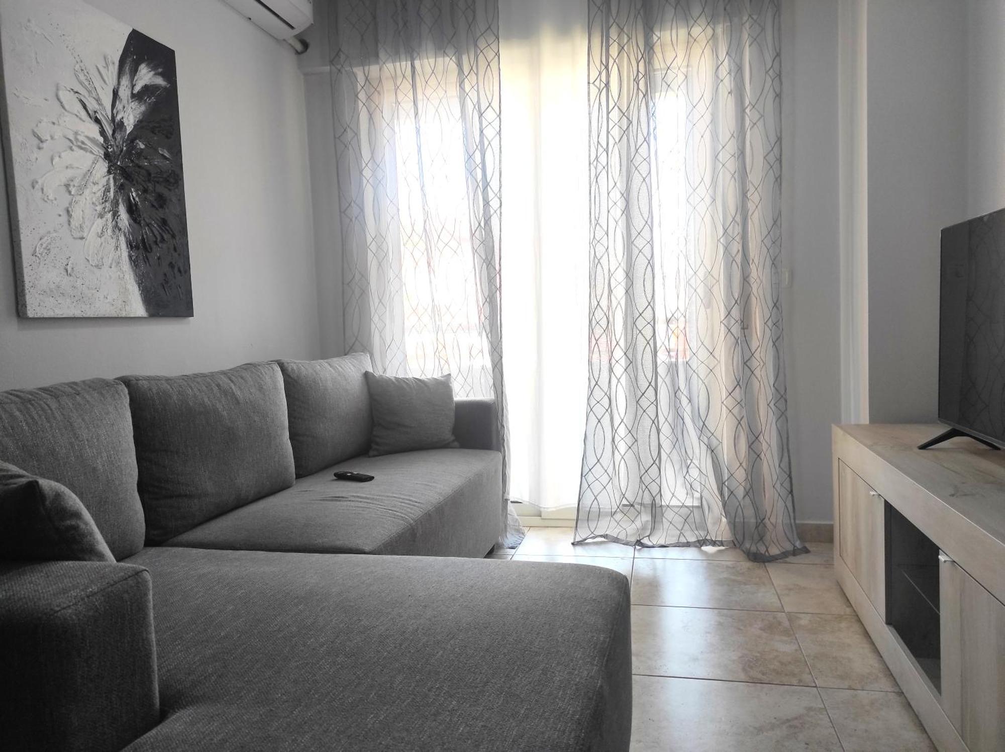 Kledia's Modern Apartamento