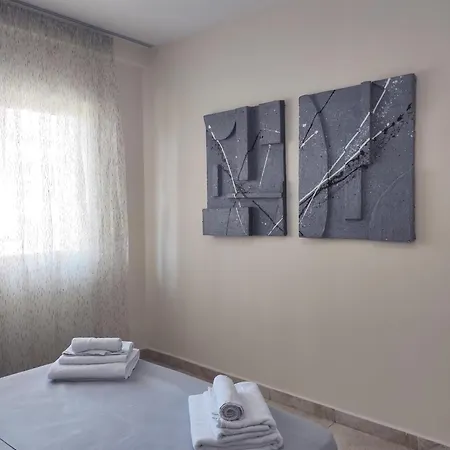Kledia'S Modern Apartment Tirana Exterior photo
